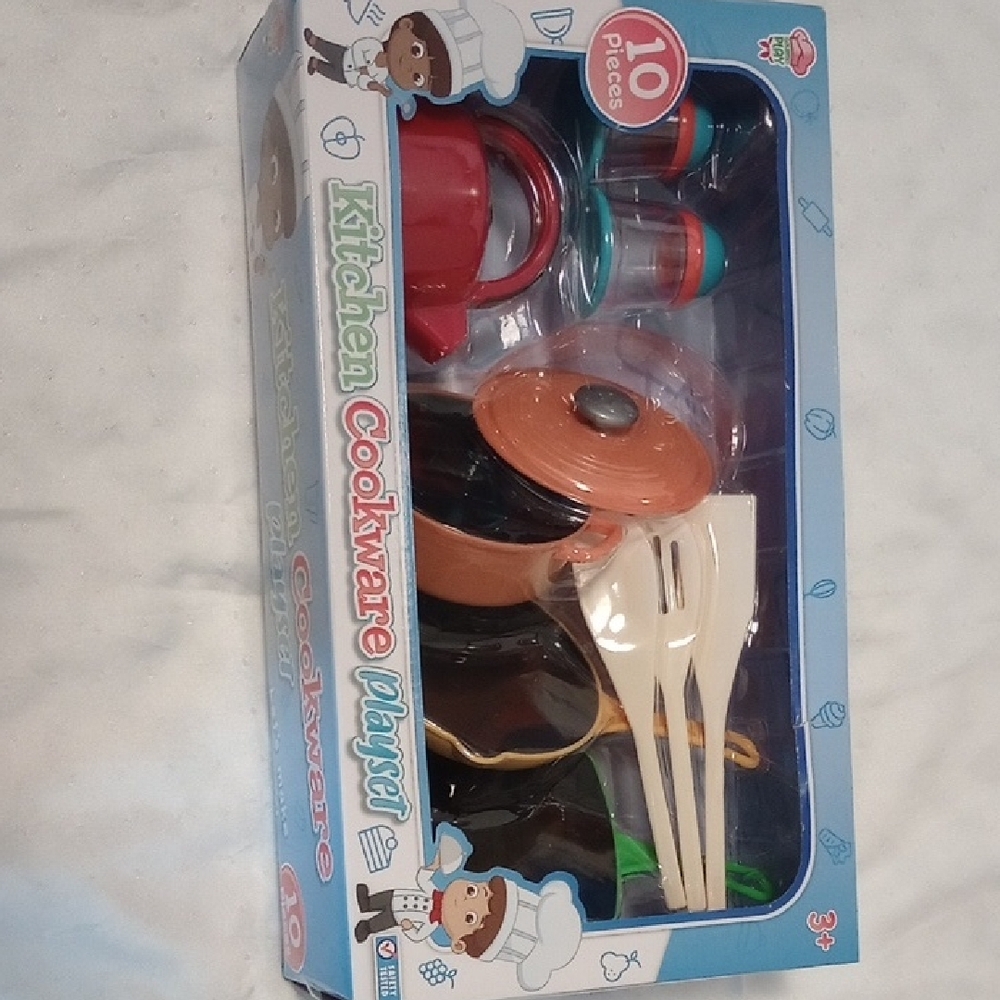 Kids Kitchen Cookware Set - Orange and Red